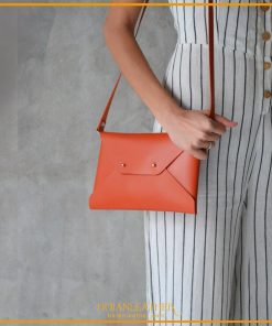 Clutch da bò thật dành cho nữ